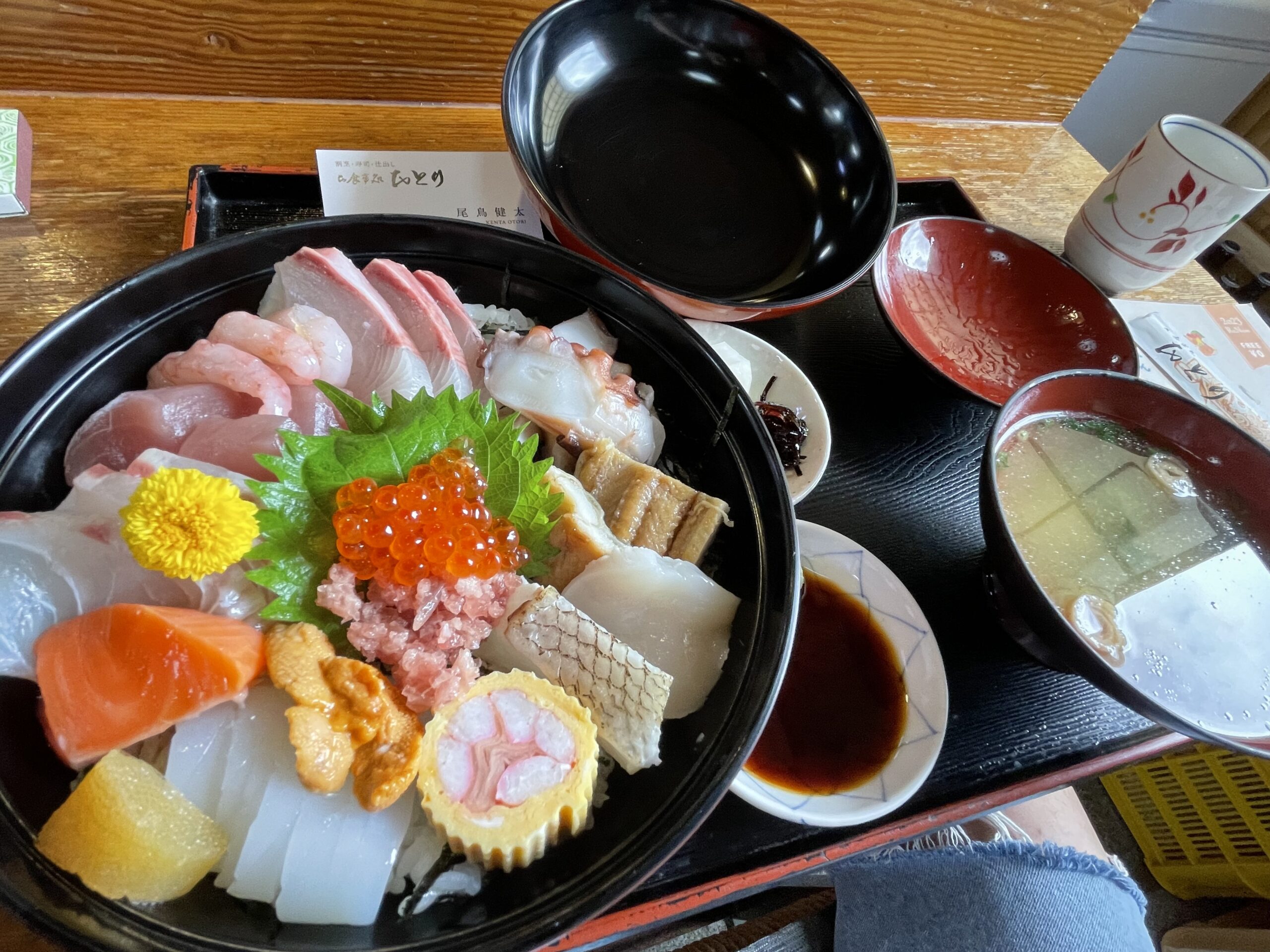 海鮮丼を食べるなら２（若狭）