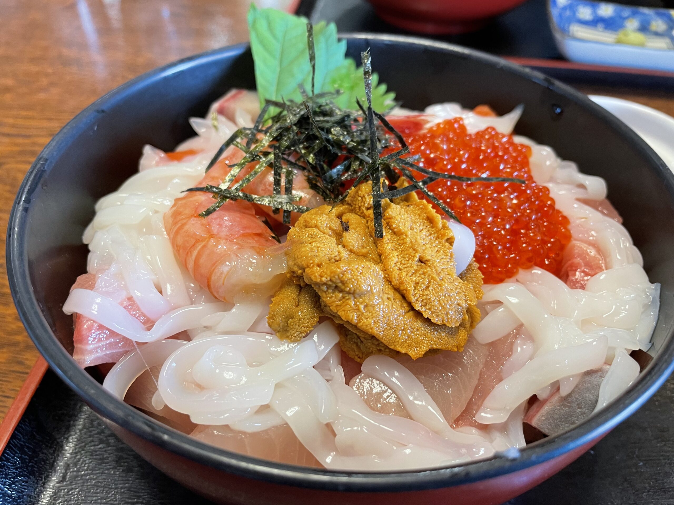 海鮮丼を食べるなら１（若狭）